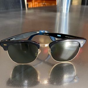 TOMS sunglasses